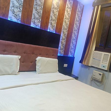 Hotel Park Avenue Лакхнау Экстерьер фото